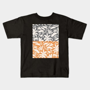 Organic shapes pattern Kids T-Shirt